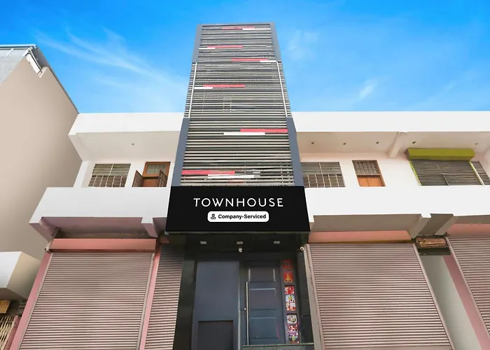 Super Townhouse Jagatpura Downtown Hotel Jaipur